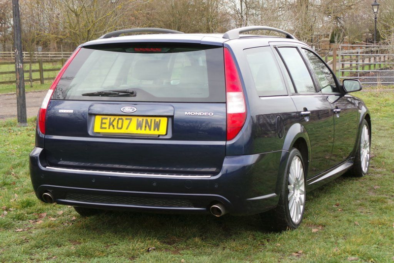Illustration for article titled Watching The Grand Tour on the Ford Mondeo.